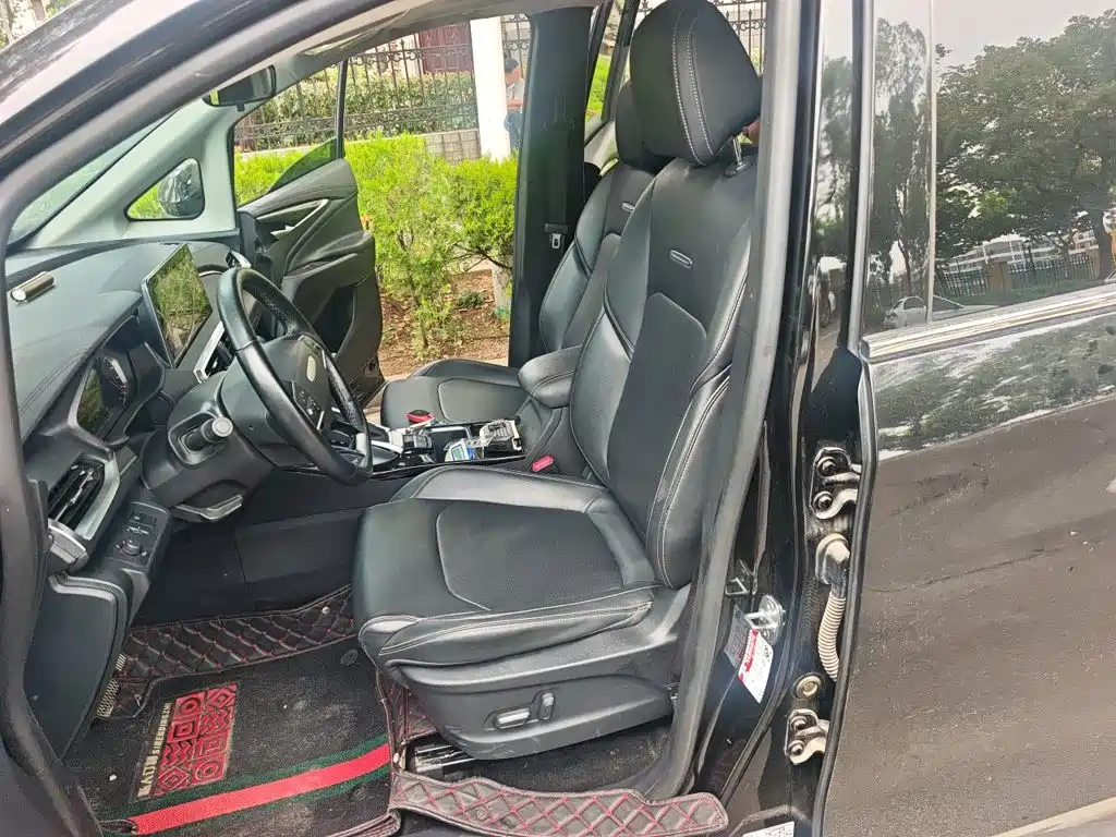 Фото 8 - Maxus Maxus G50