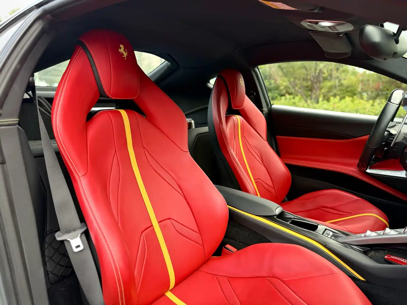 Ferrari 812 2019 2017 6.5L Superfast