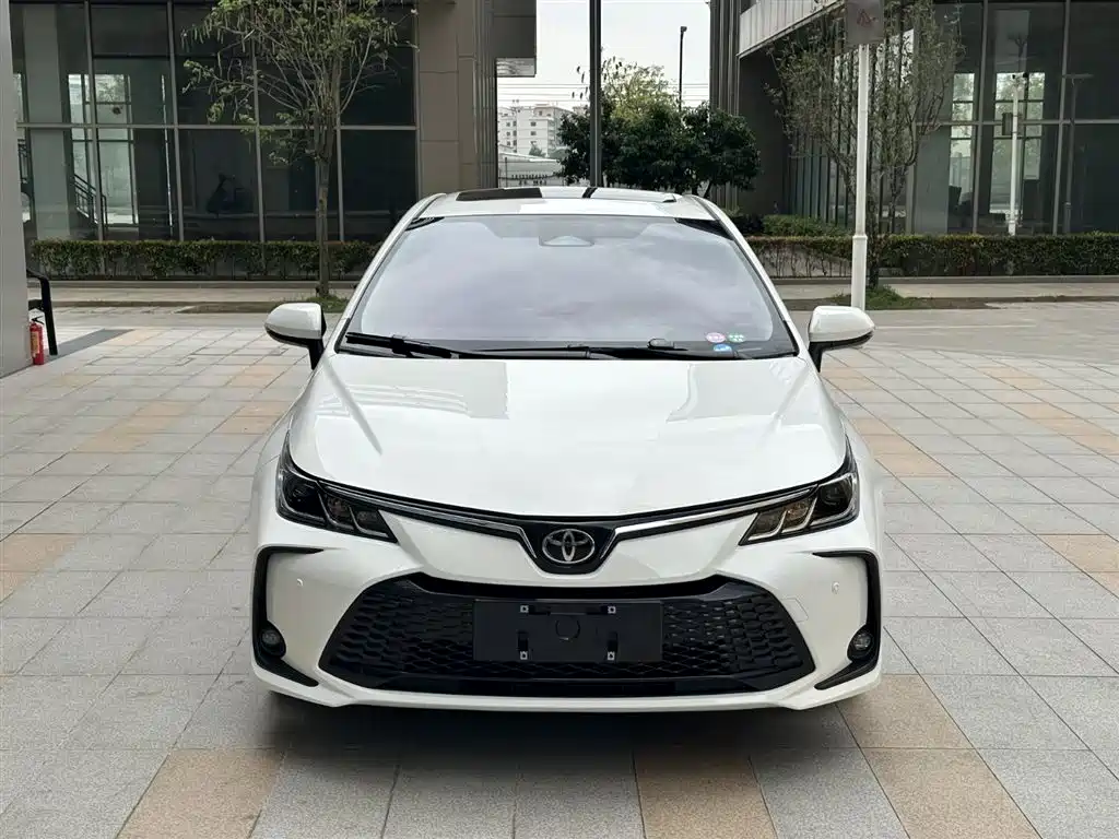 TOYOTA COROLLA
