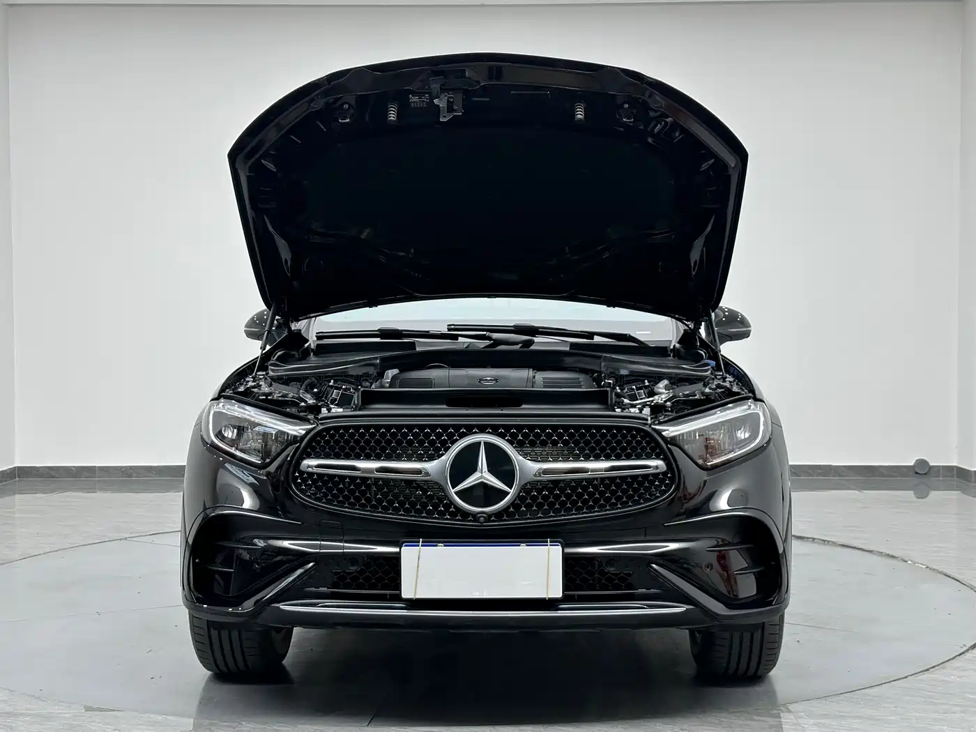 Mercedes-Benz GLC 2023 Facelift GLC 300 L 4MATIC Sport 7-Seater фото 27