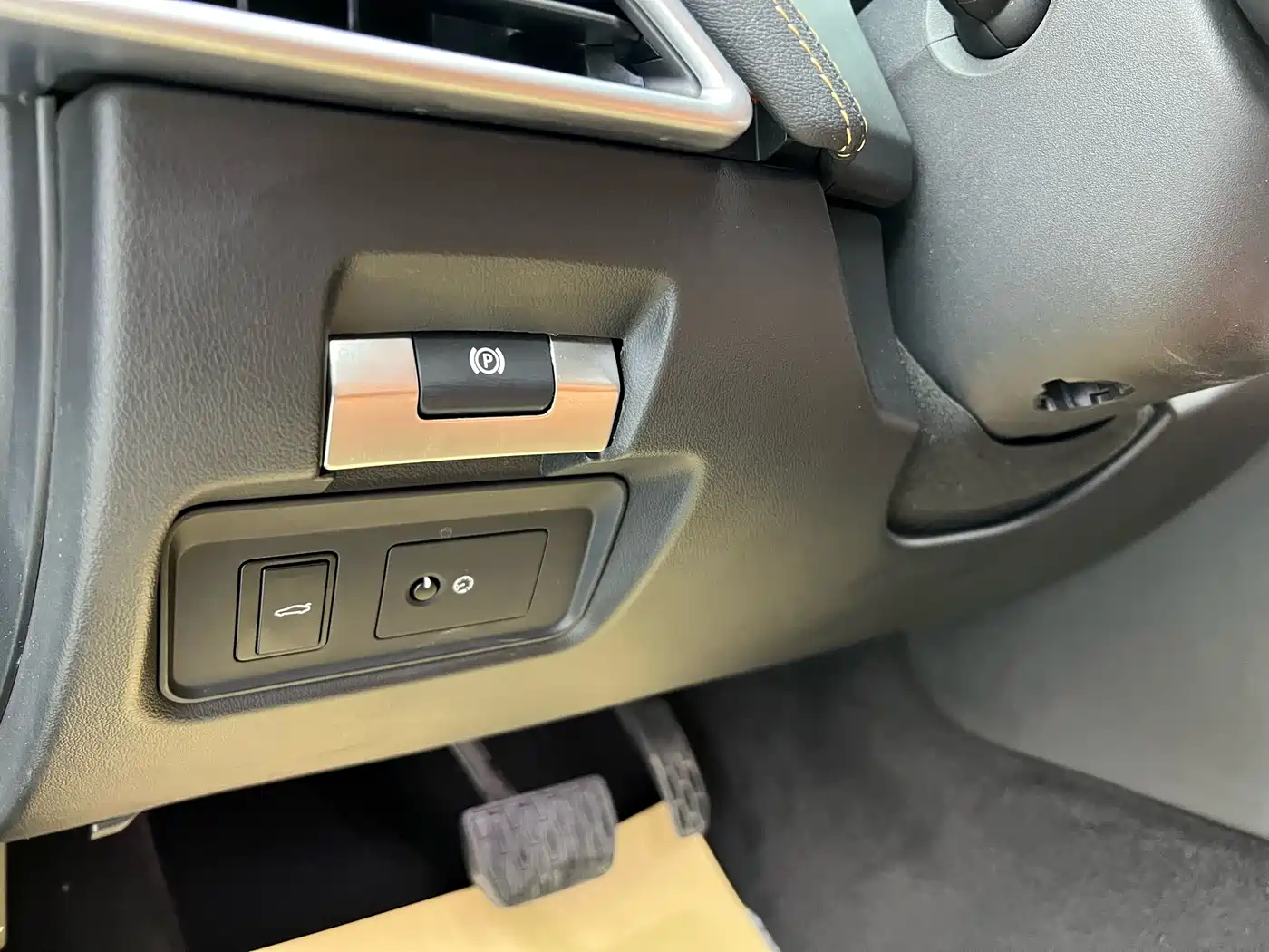JAGUAR XEL