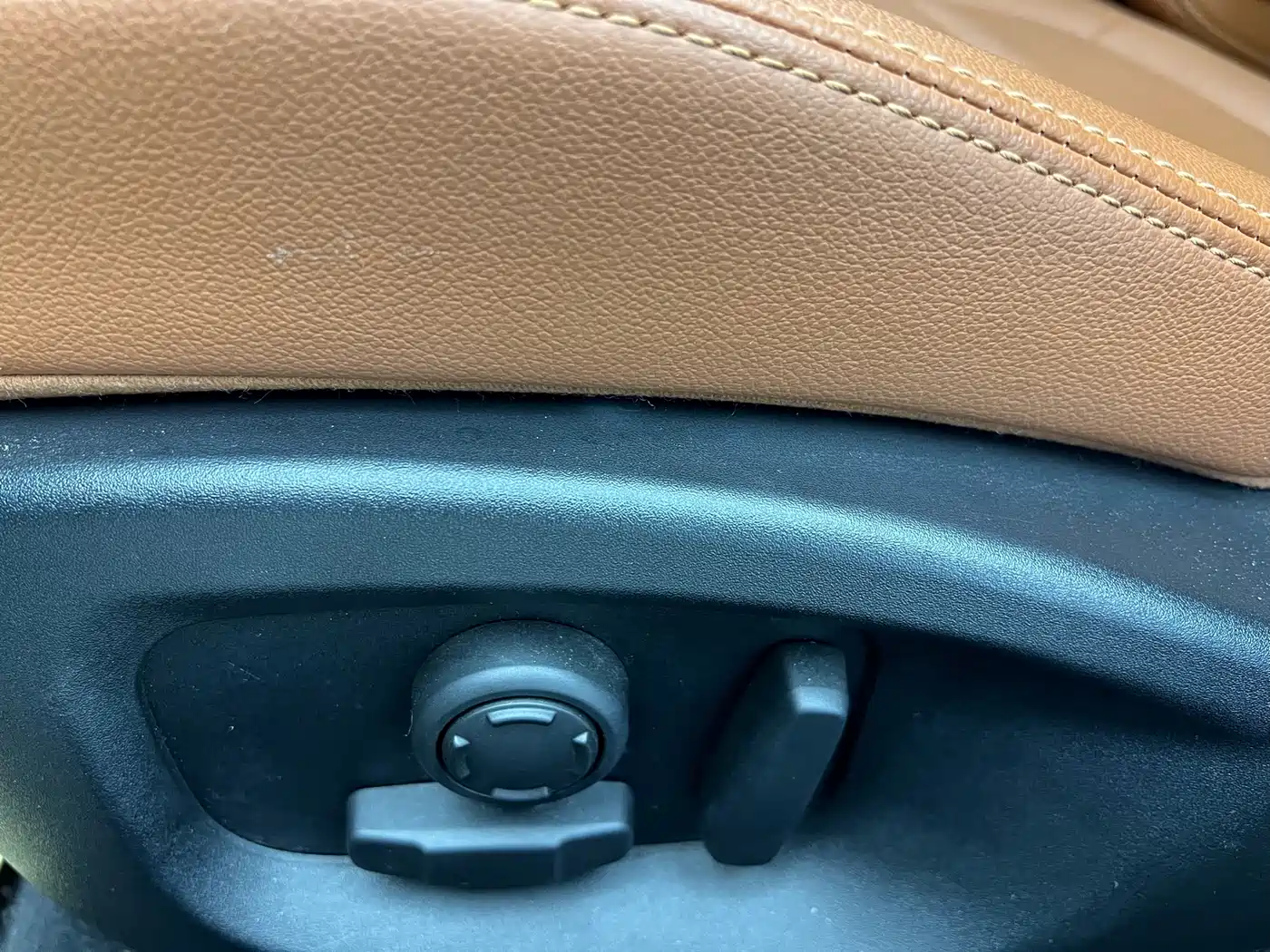 JAGUAR XEL