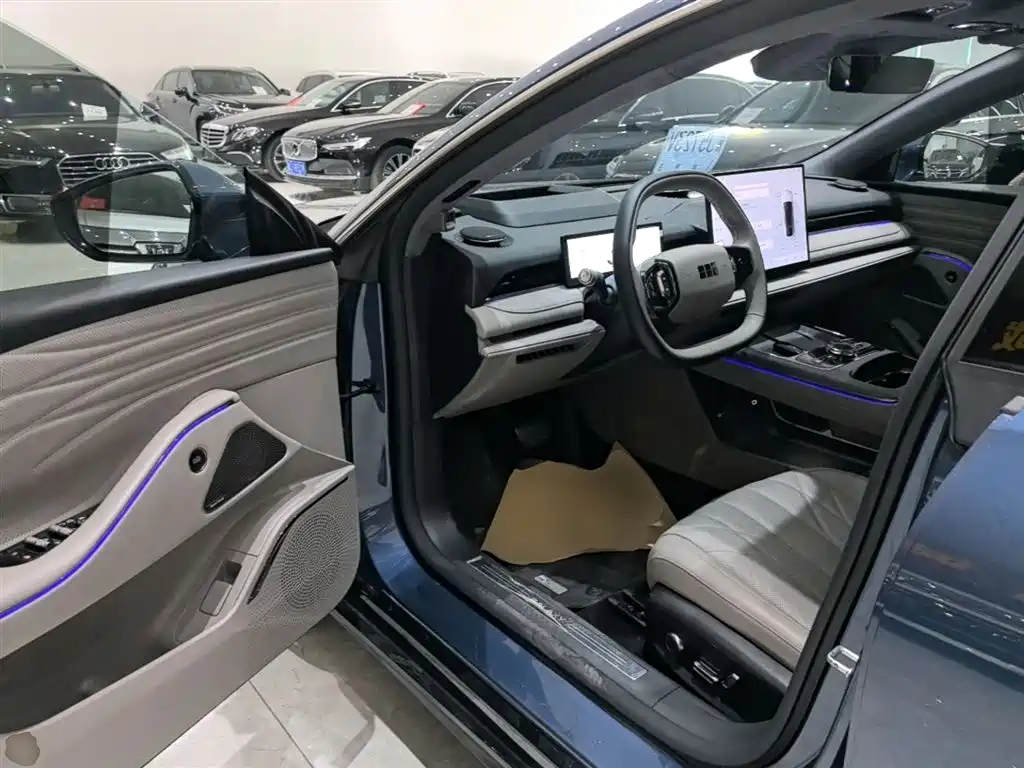 Geely Galaxy Galaxy Xingyao 8 2025 130km EM-P Starship Edition фото 16