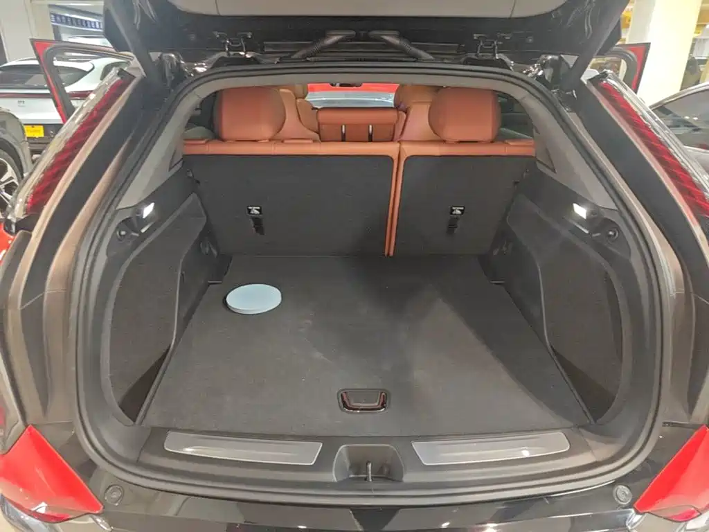 Cadillac IQ Ao Ge 2024 2024 AWD Long Range Edition