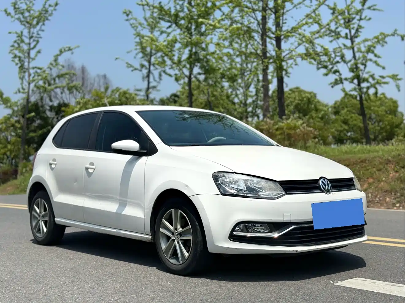 Volkswagen Polo 2016 1.6L Automatic Comfort фото 3