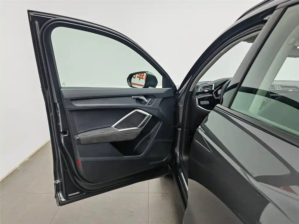 Audi Q3 2021 35 TFSI Progressive Sport фото 8