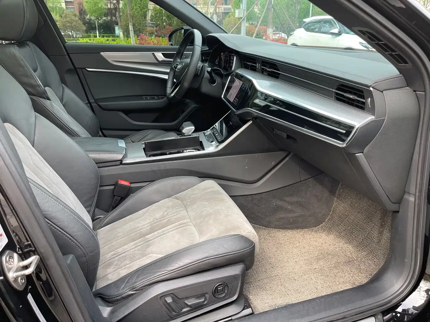 Audi A6L 2020 45 TFSI quattro Premium Dynamic фото 9