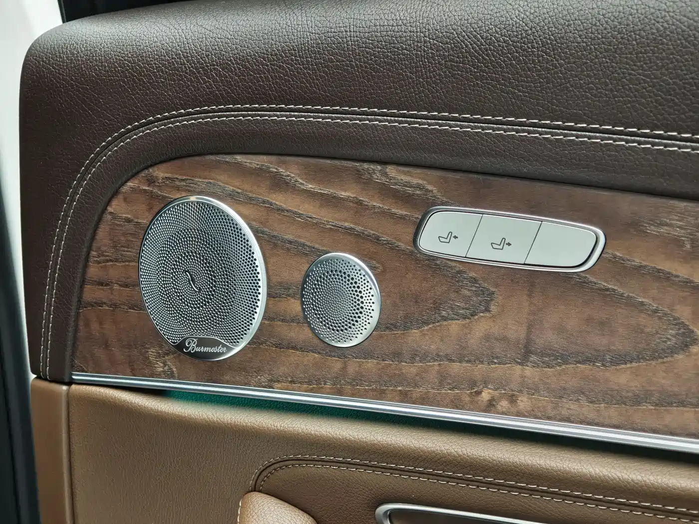 Mercedes-Benz E-Class 2019 E 300 L Fashion фото 9