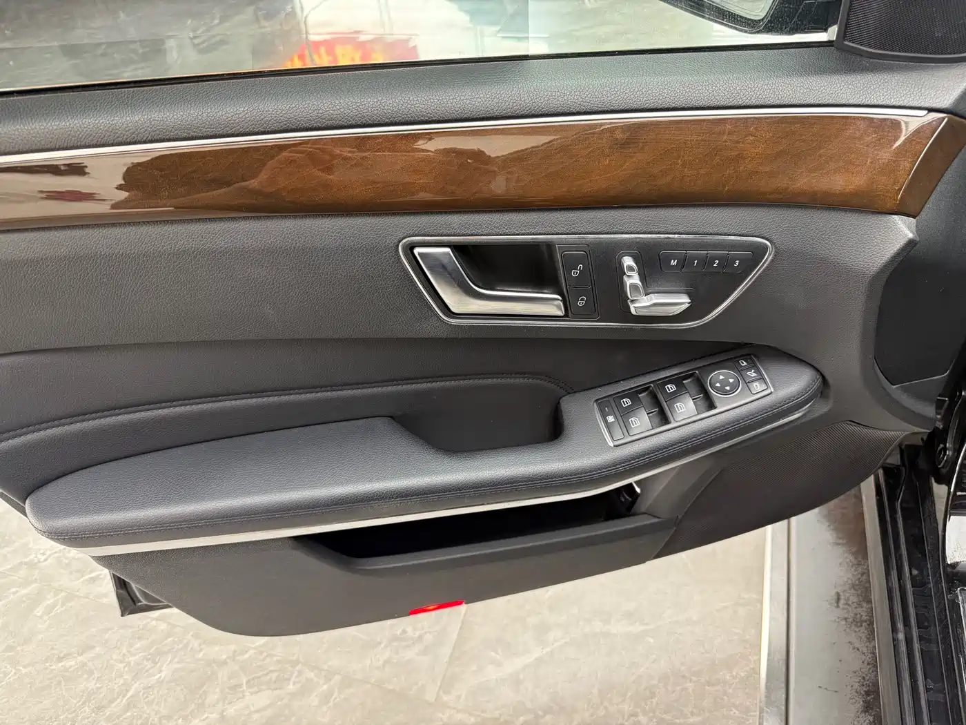 Mercedes-Benz E-Class 2015 Facelift E 260 L фото 5