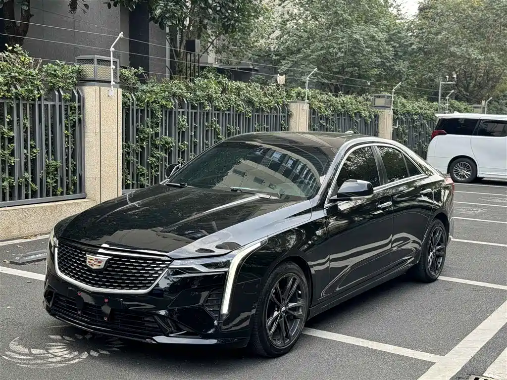 CADILLAC CT4