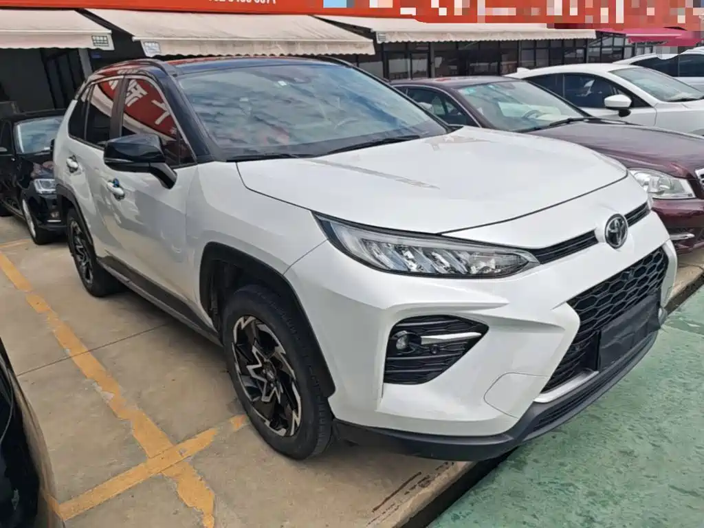 Фото 4 - Toyota Wildlander