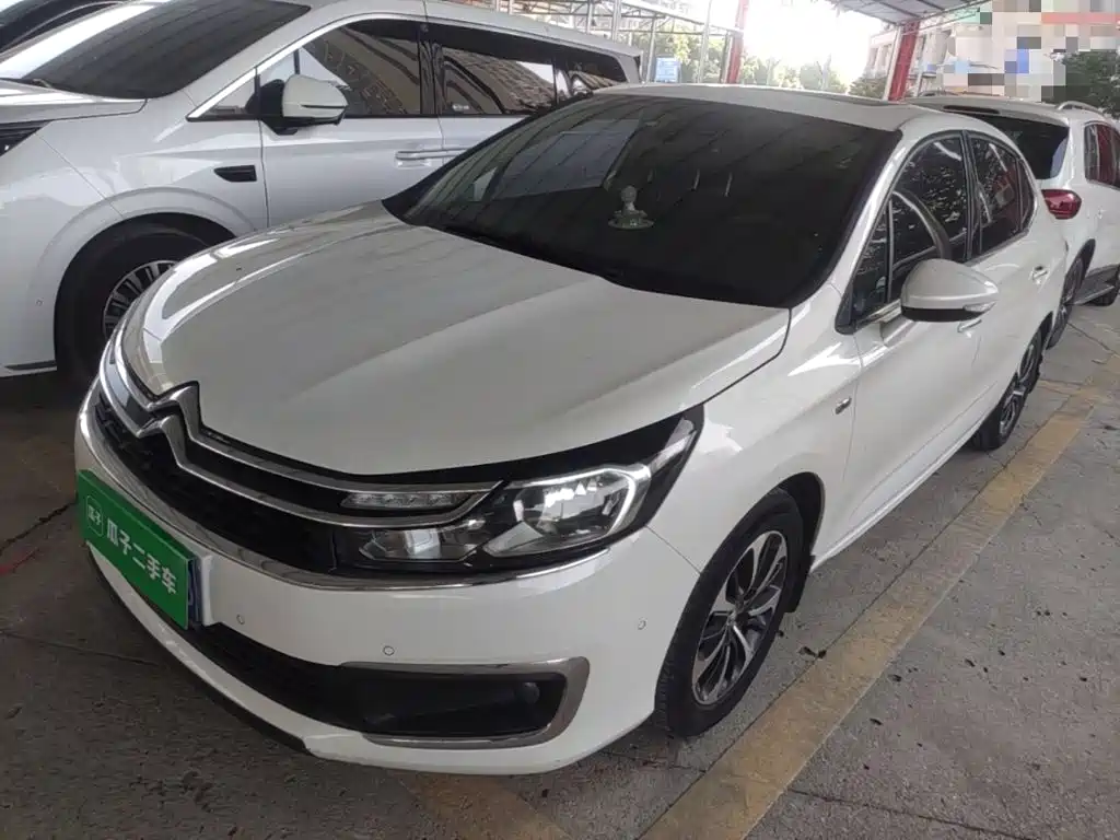 Фото 2 - Citroën C4L