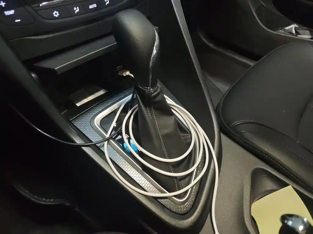 Buick Excelle GT 2019 18T Auto Connected Elite China VI фото 7