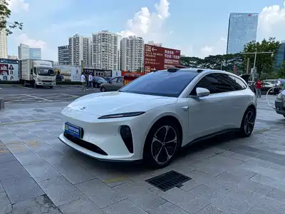 NIO ET5T