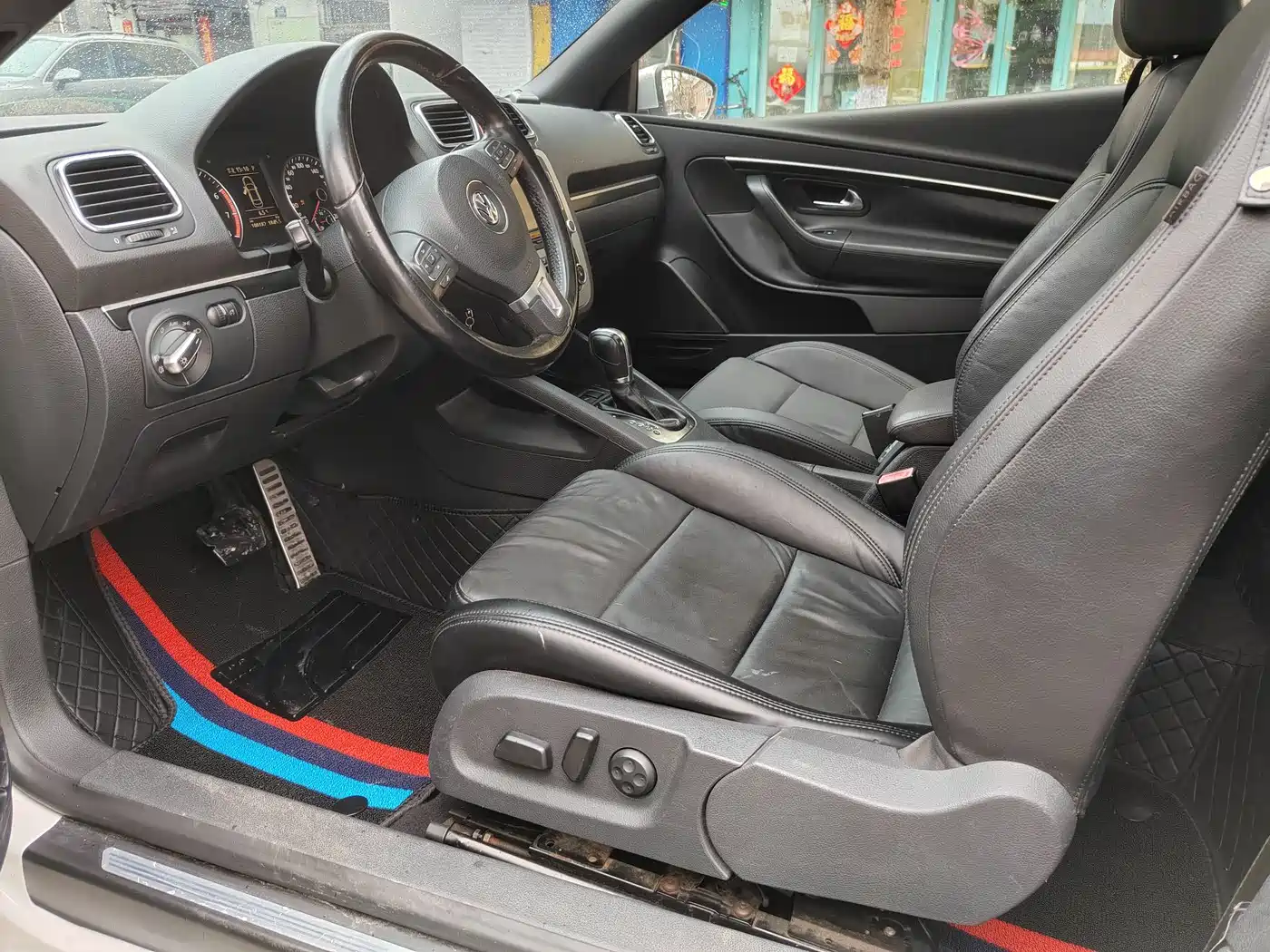 Volkswagen Eos 2011 Model 2.0TSI фото 9