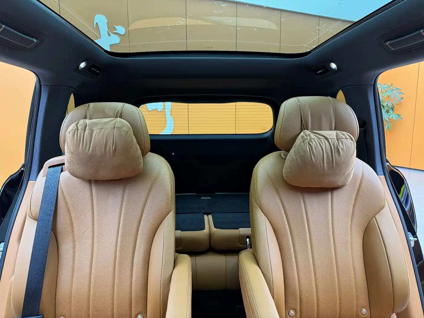 AITO Wenjie AITO M8 2026 2025 Extended Range Ultra 53.4kWh 6-Seater