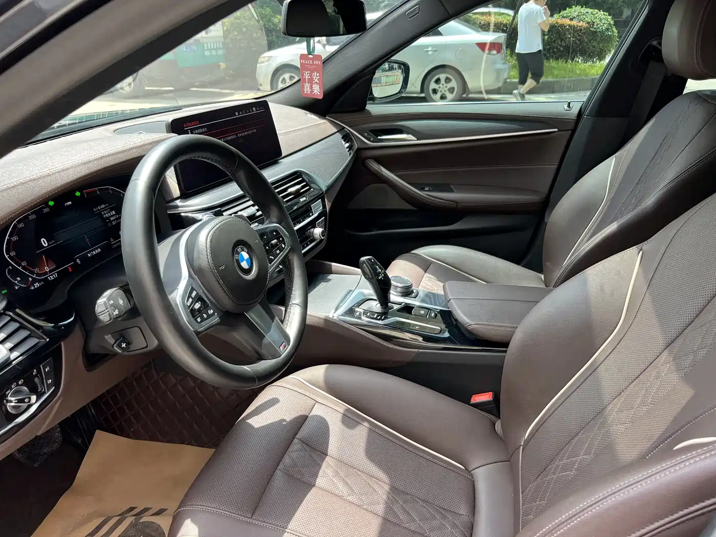 BMW 5 Series 2021 530Li Leading M Sport Package фото 4