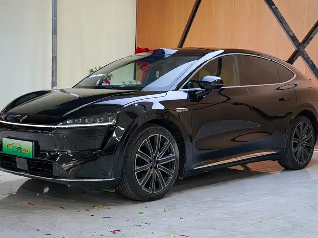 AITO WISDOM WORLD R7