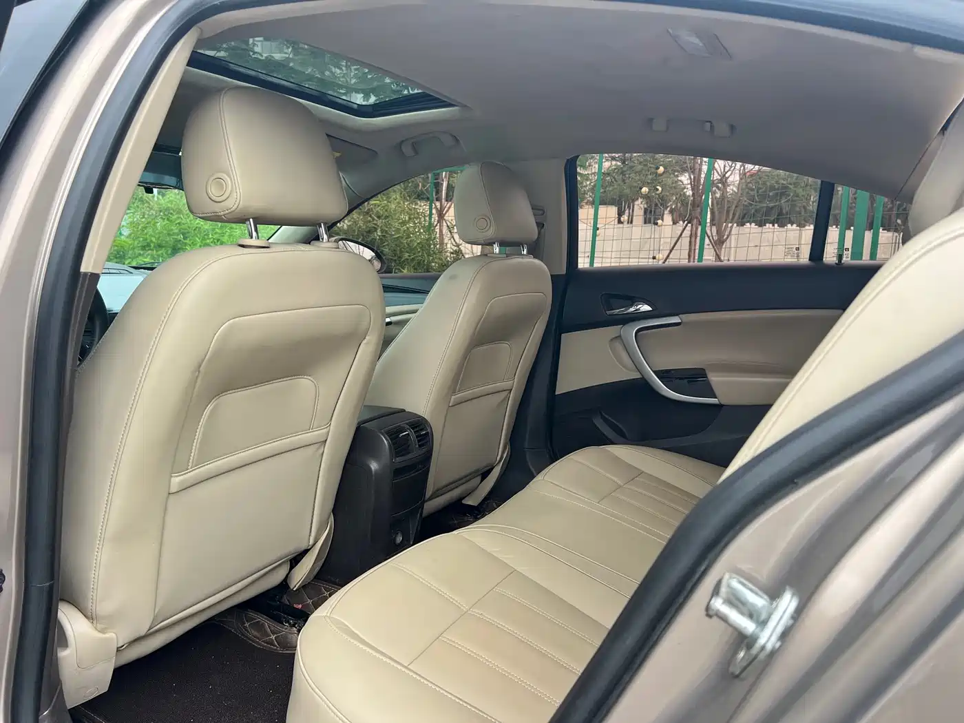 Buick Regal 2015 2.0L Elite Fashion Model фото 6