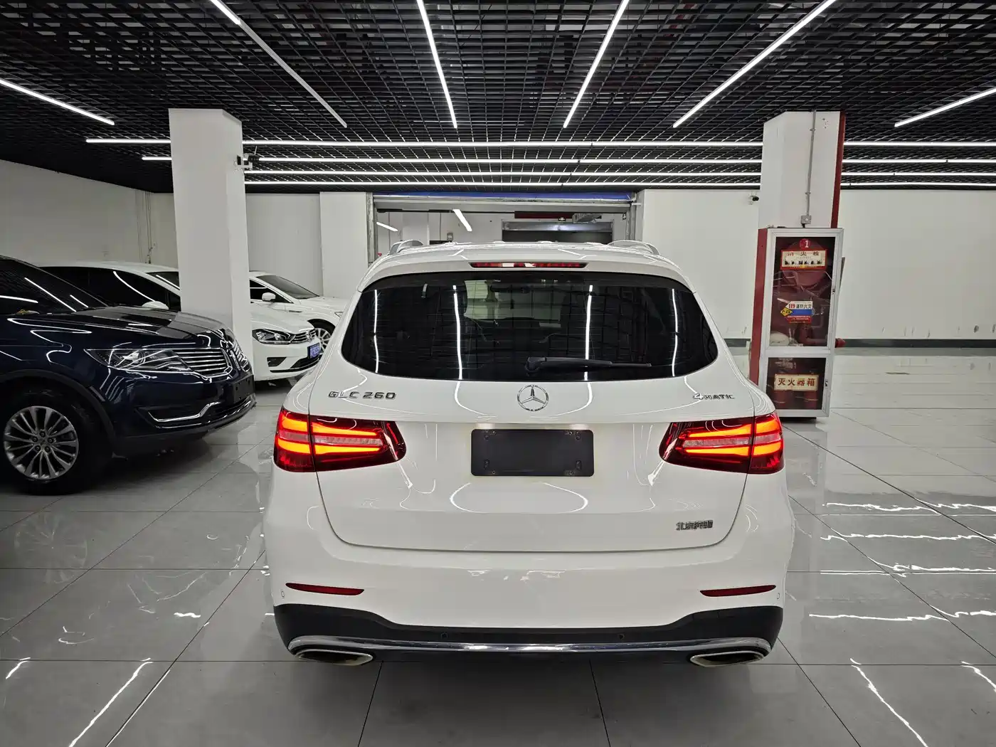 Mercedes-Benz GLC 2017 GLC 260 4MATIC Luxury фото 3