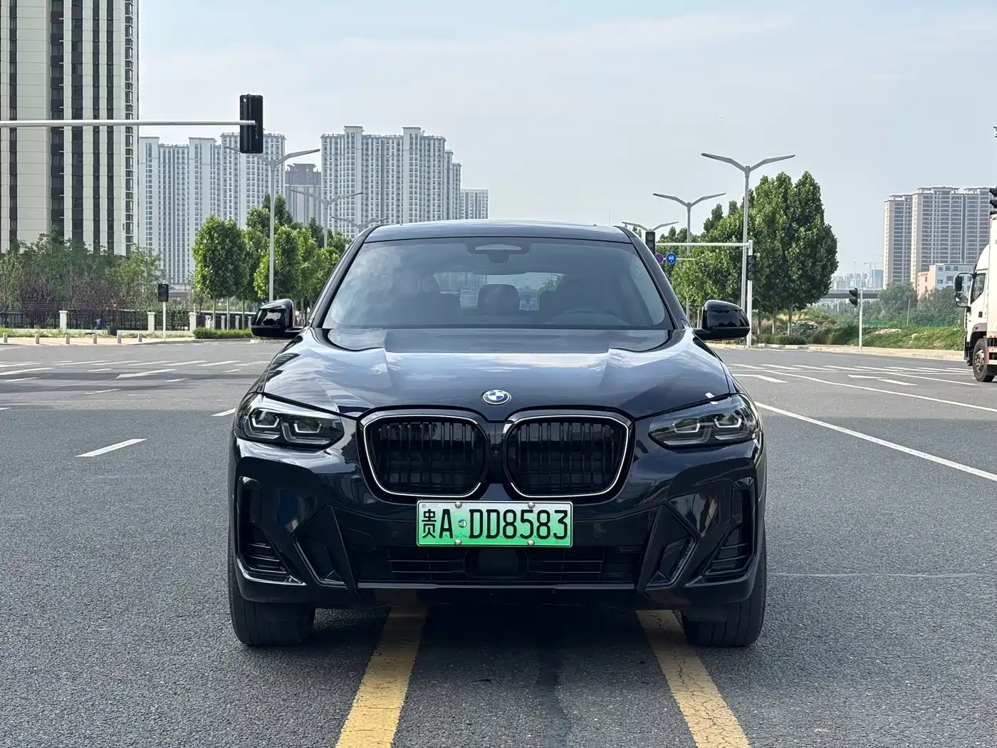 BMW iX3 2024 Innovation Leader фото 2