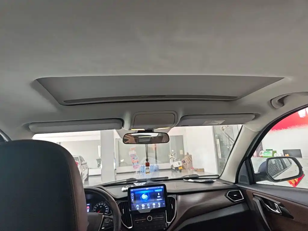 FAW Senya R7 2018 2017 Model 1.6L Automatic Prestige