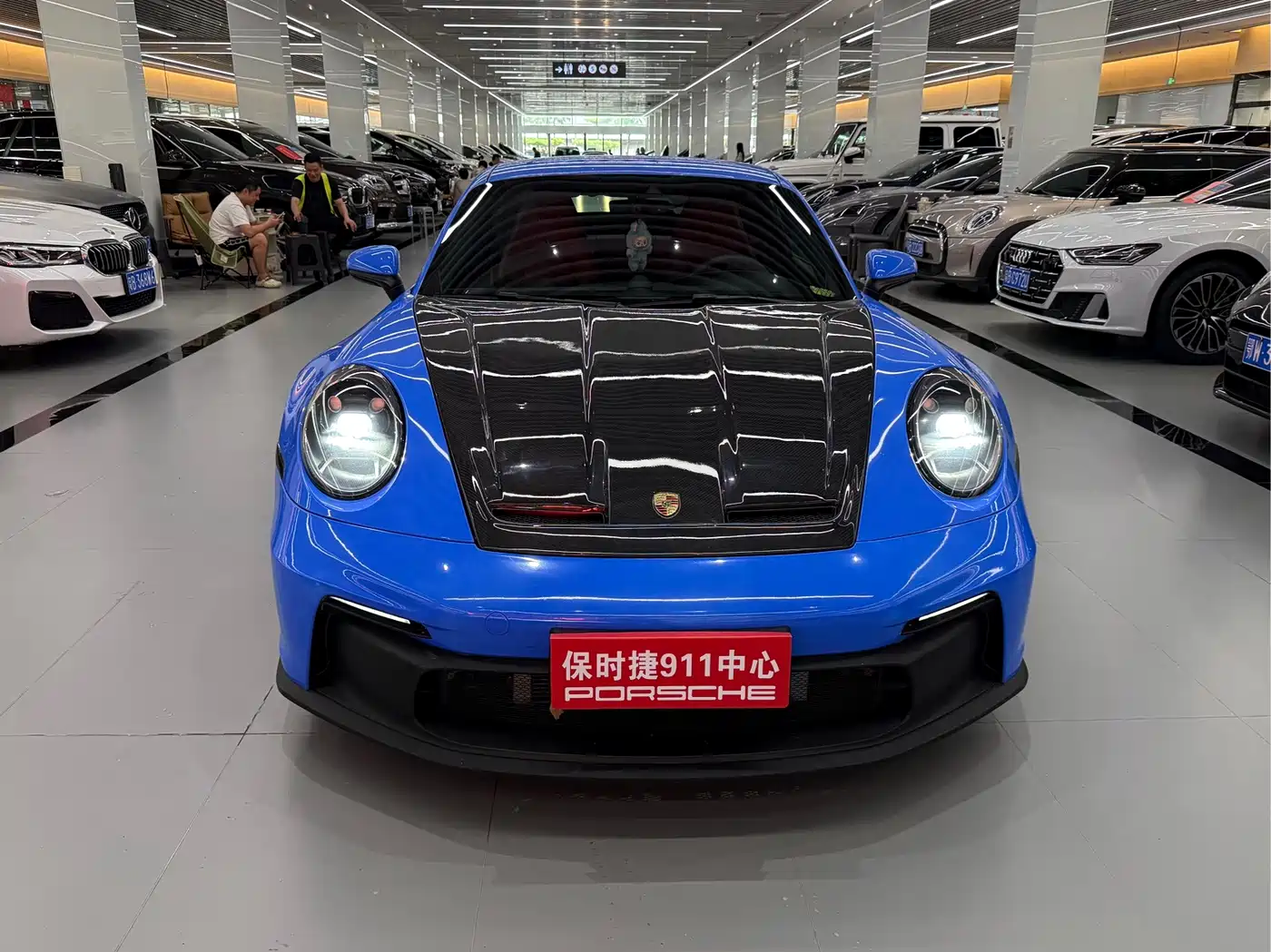 Фото 2 - Porsche 911