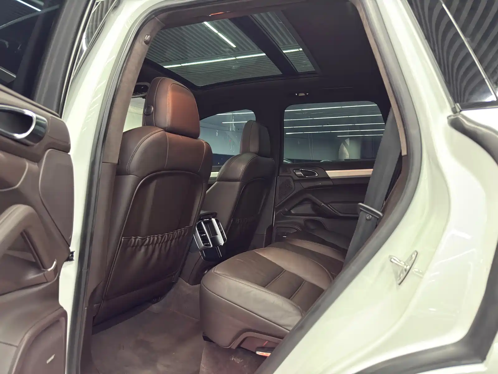 Фото 8 - Porsche Cayenne