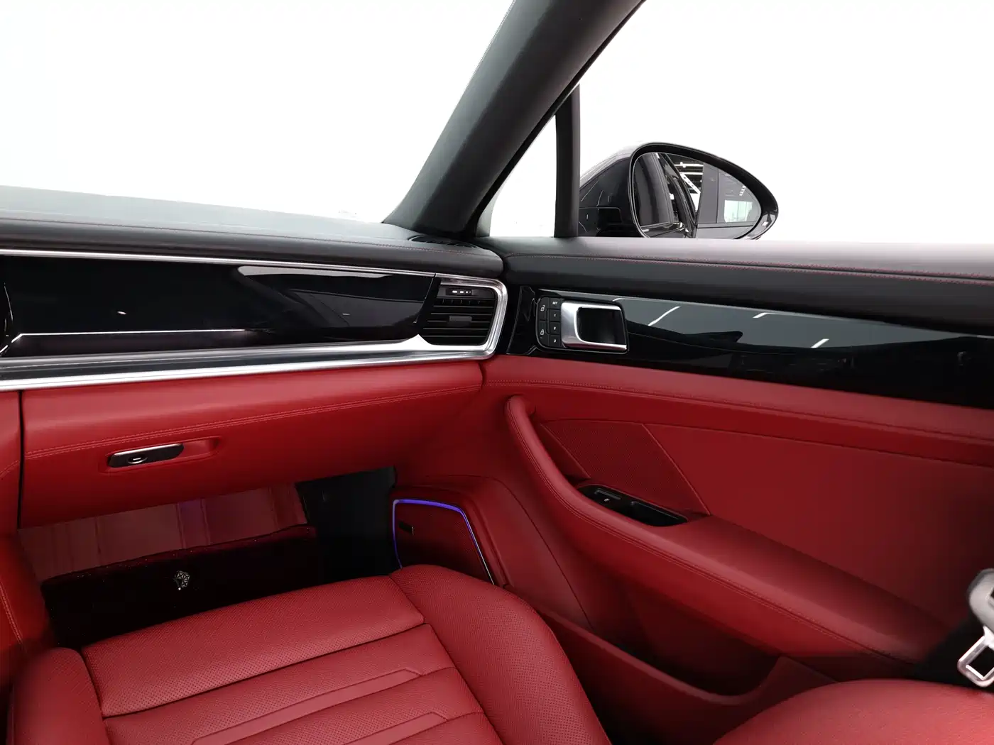 Porsche Panamera 2023 Facelift Panamera 2.9T Platinum Edition фото 10