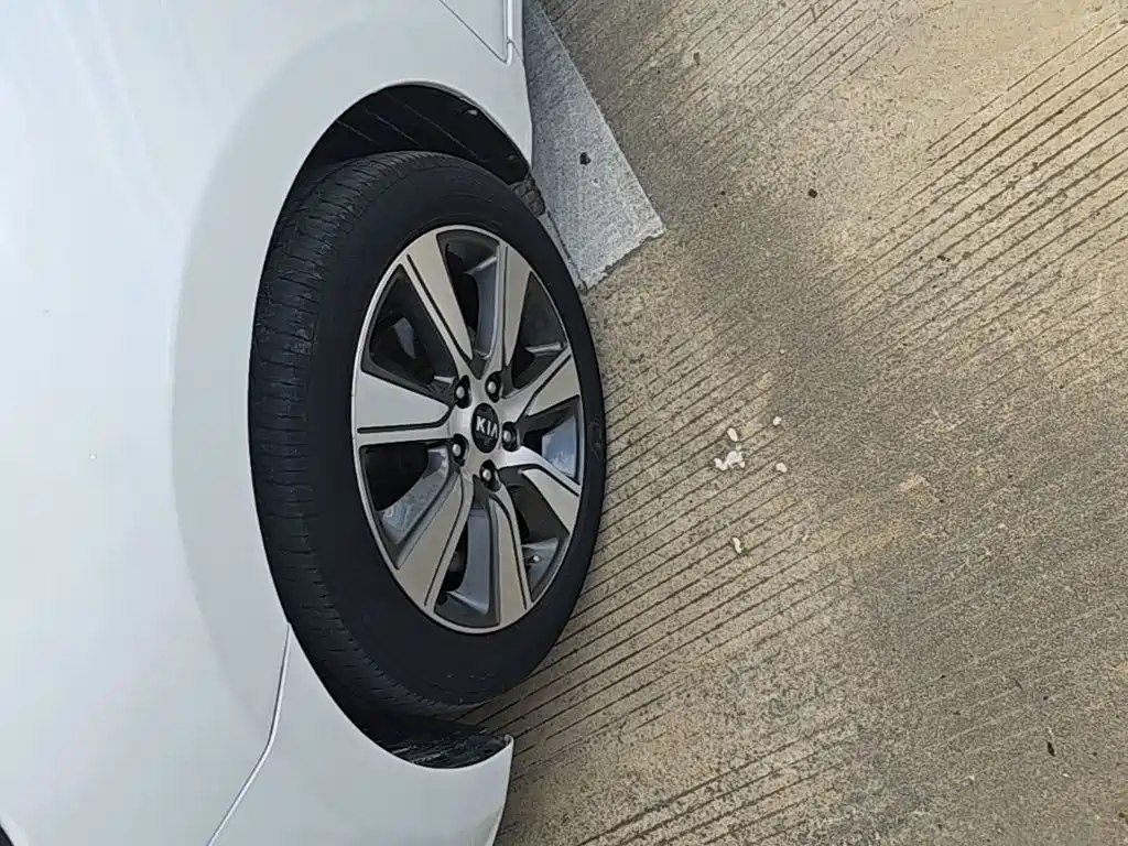 Фото 23 - Kia K4