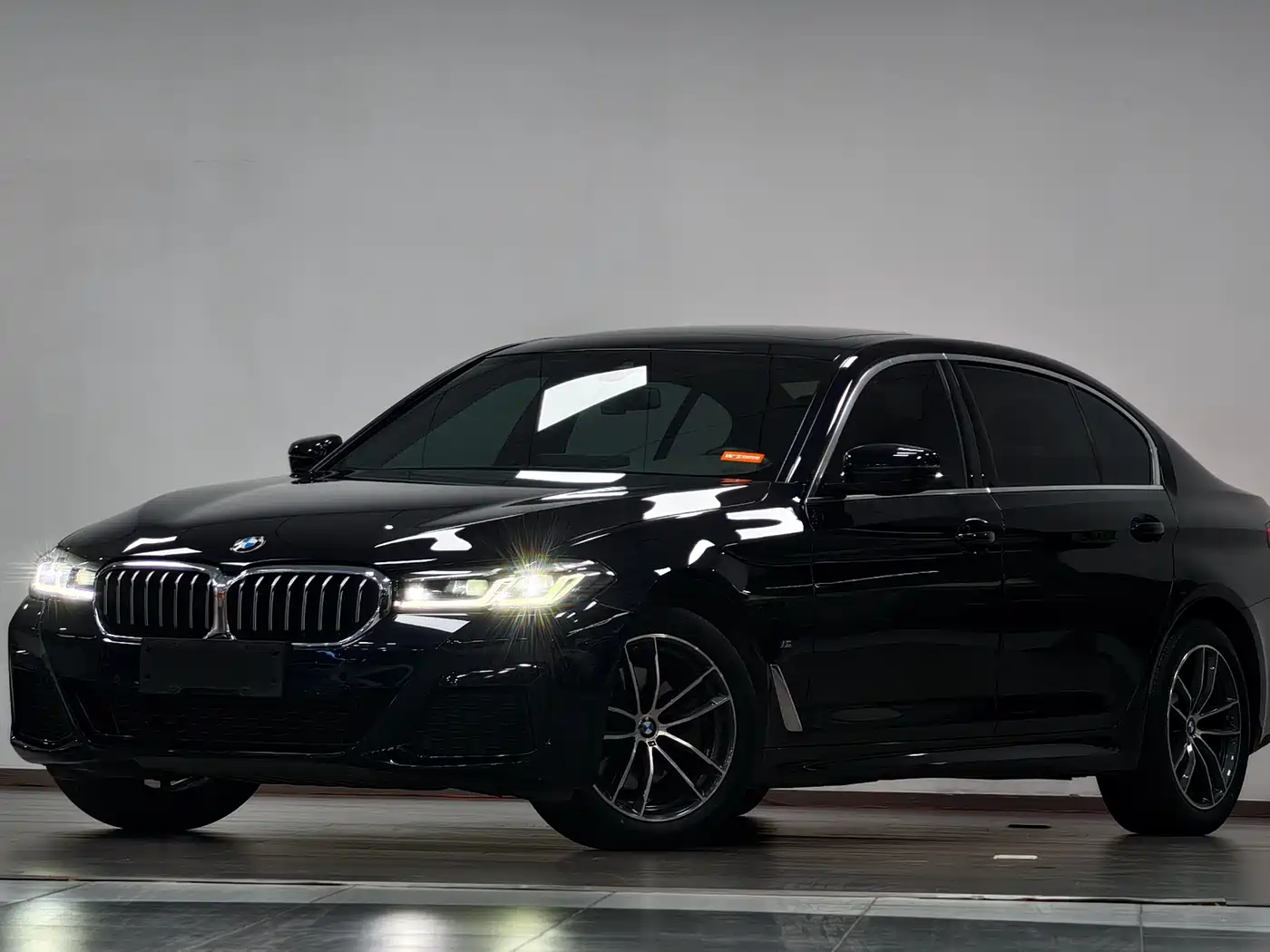 BMW 5 Series 2022 525Li M Sport Package