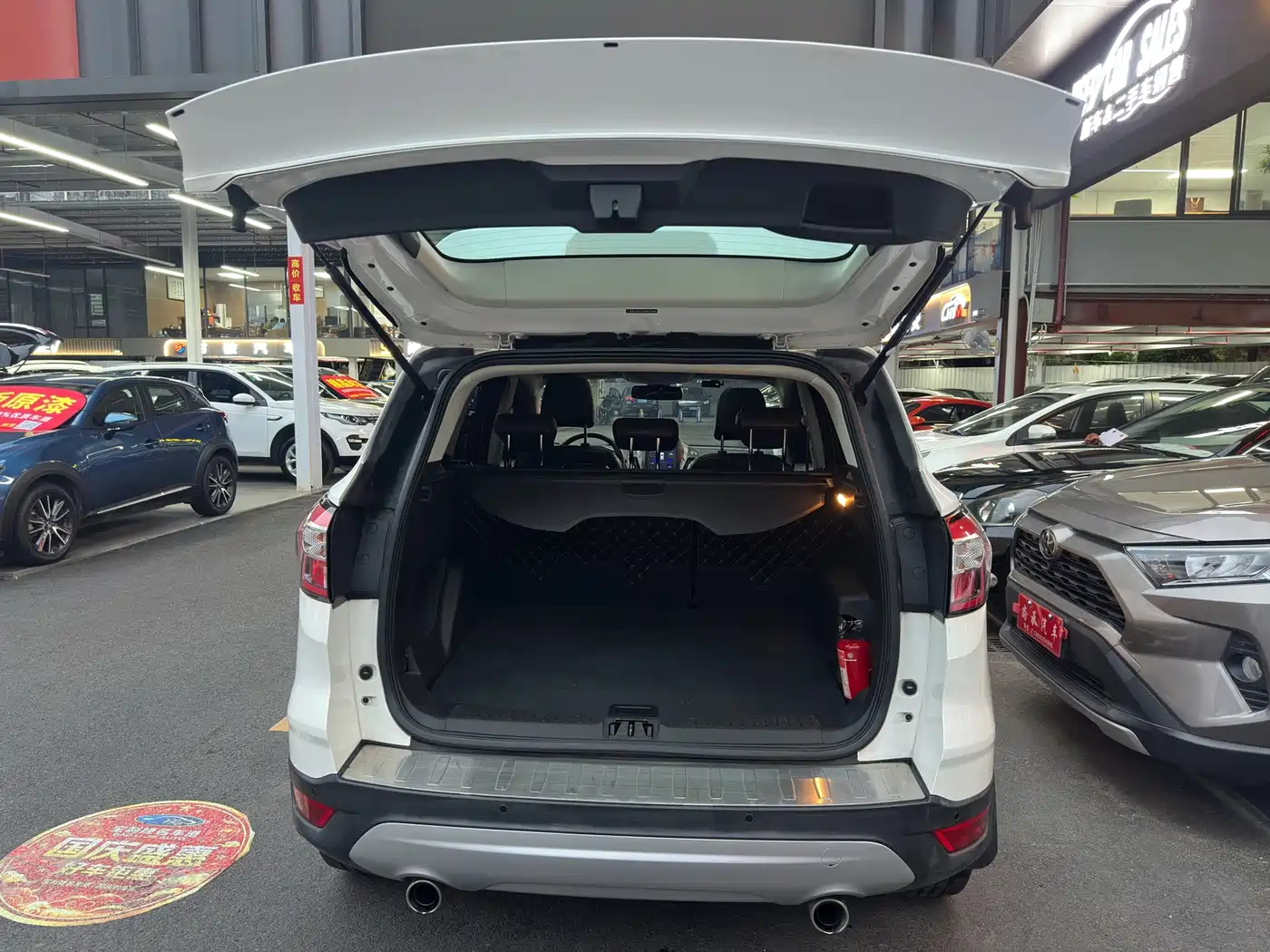 Ford Kuga 2018 2017 EcoBoost 245 AWD Platinum