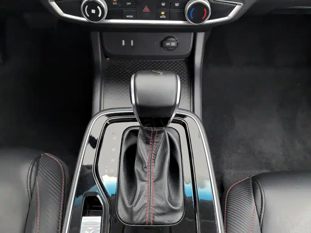 BAIC Beijing U5 PLUS 2021 2021 1.5L CVT Luxury Edition