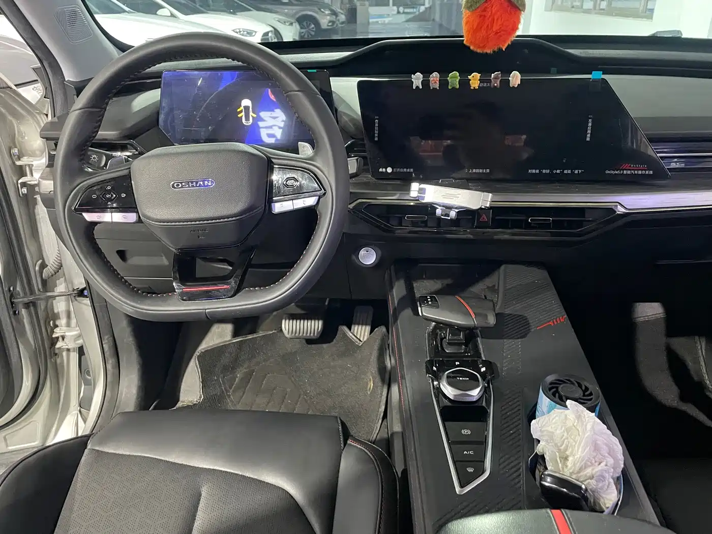 Changan Oshan Z6 2022 2022 Blue Whale 1.5T DCT Intelligent Leader