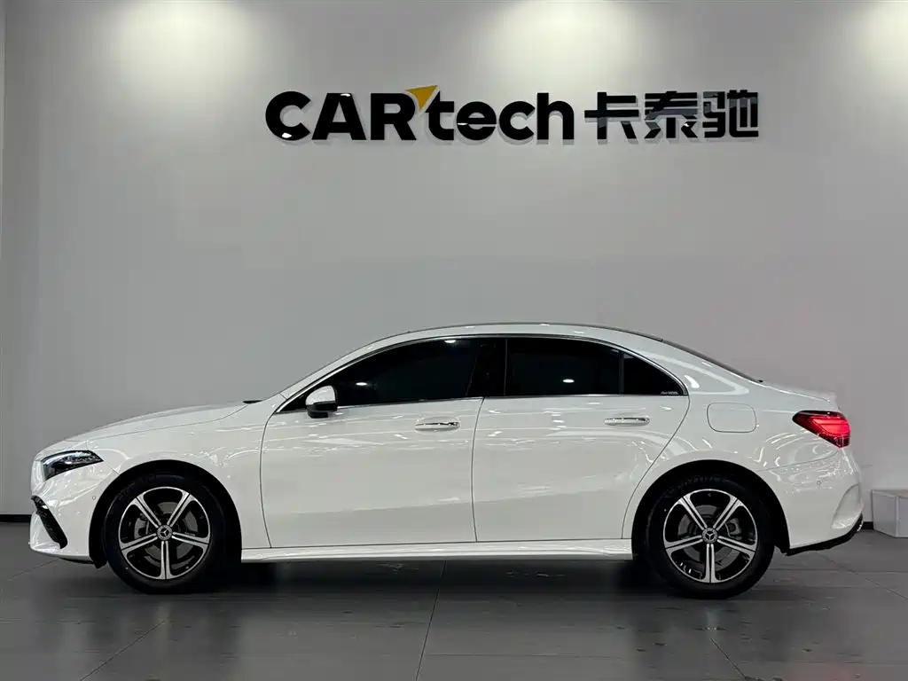 MERCEDES-BENZ CLASS A