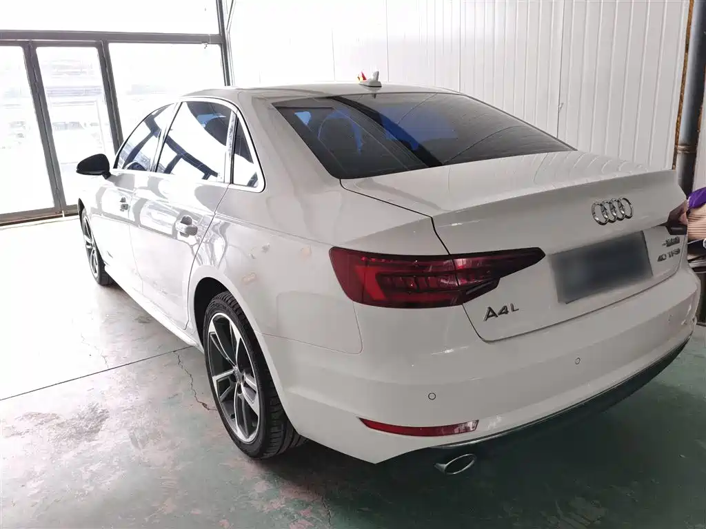 Audi A4L 2018 30th Anniversary 40 TFSI Progressive фото 23