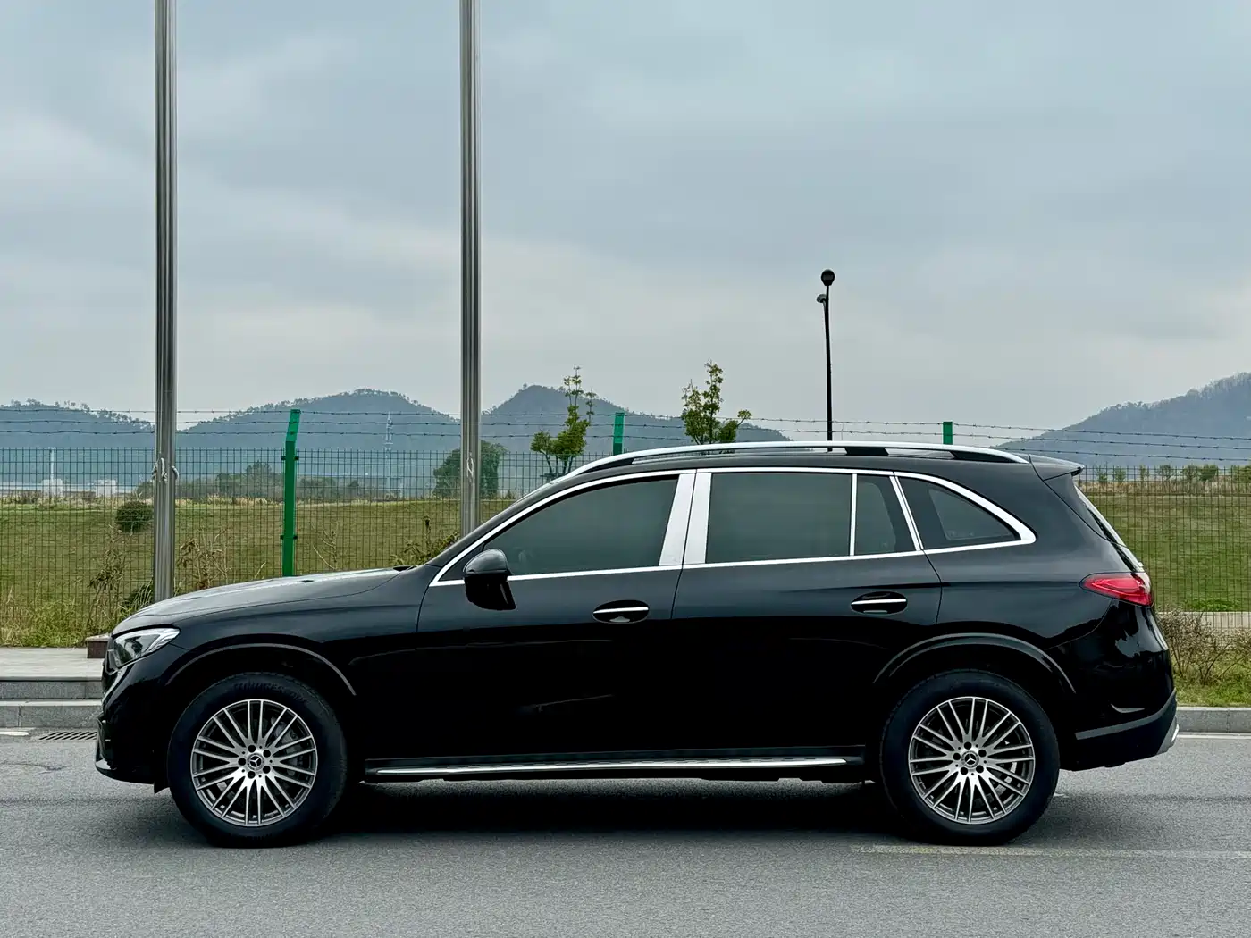Mercedes-Benz GLC 2024 GLC 300 L 4MATIC Dynamic 7-seater фото 10