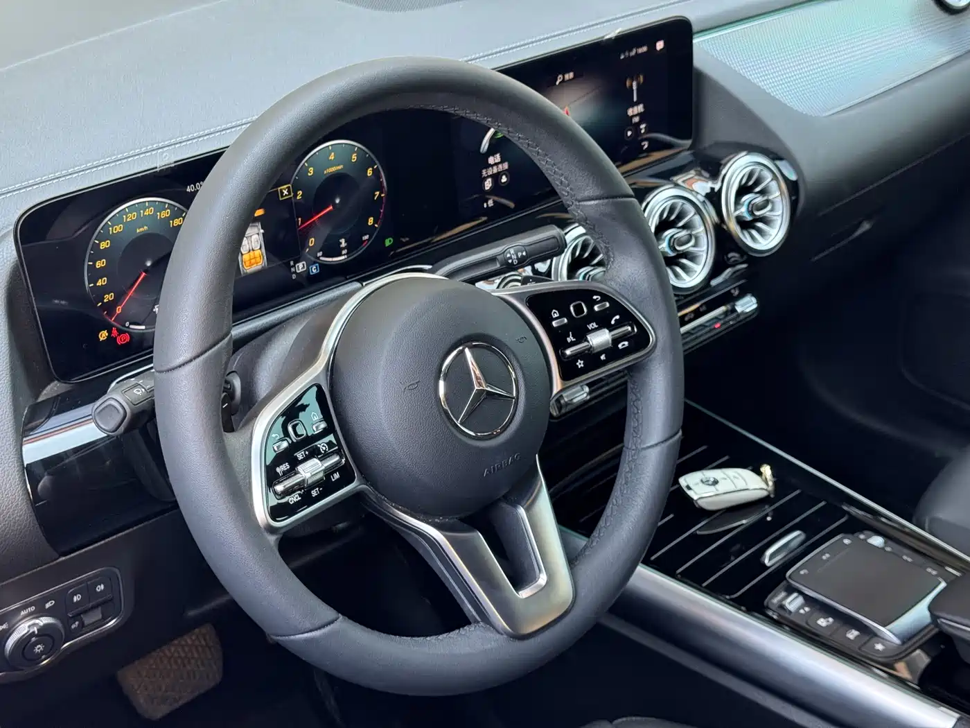 Mercedes-Benz GLA 2023 2023 GLA 220