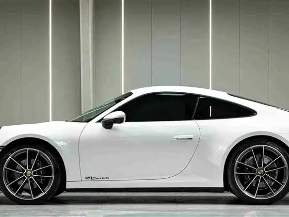 Porsche 911 2023 Carrera 3.0T фото 5