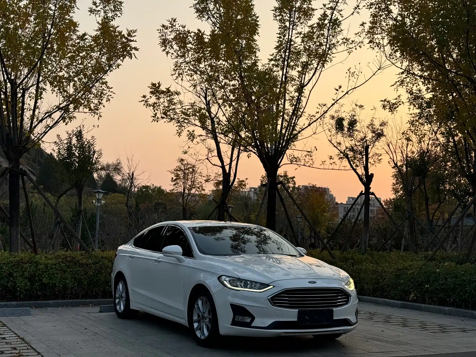 Фото 3 - Ford Mondeo