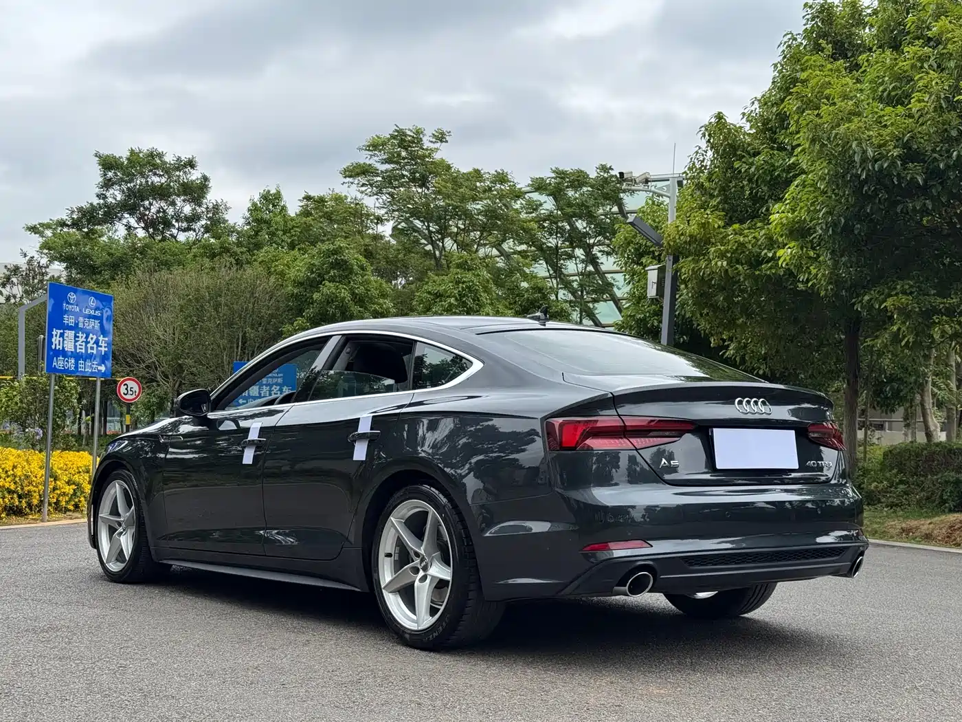 Audi A5 (Import) 2017 Sportback 40 TFSI Fashion фото 9