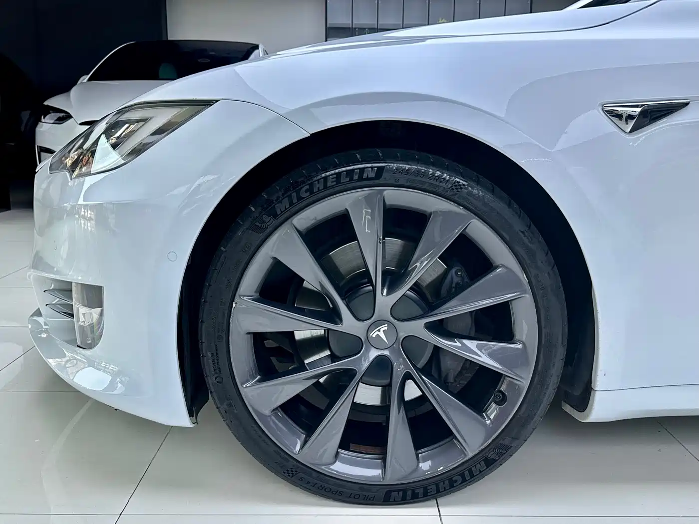 Tesla Model S 2018 2017 Model S 100D Long Range