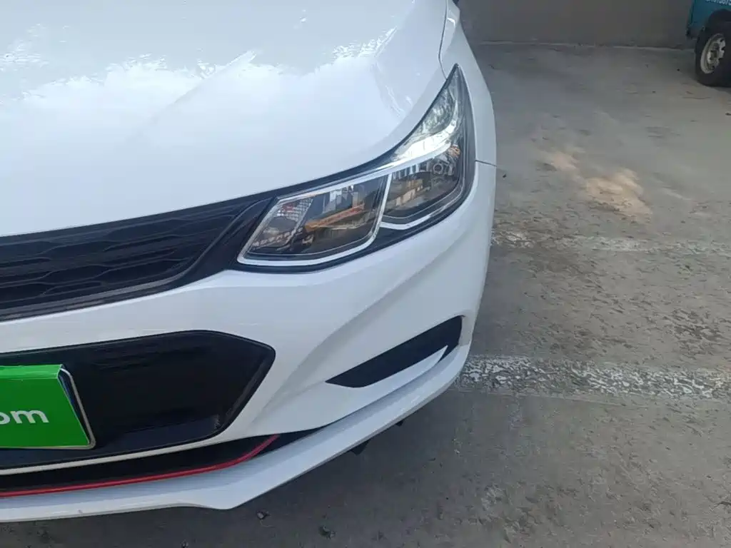 Chevrolet Cruze 2019 2018 Redline 320 Automatic Pioneer Edition