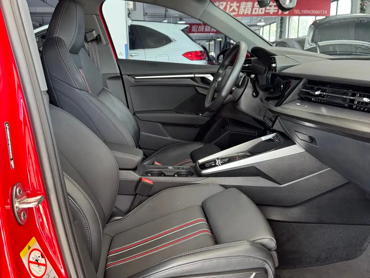 Audi A3 2023 Sportback 35 TFSI Fashion Sport фото 9