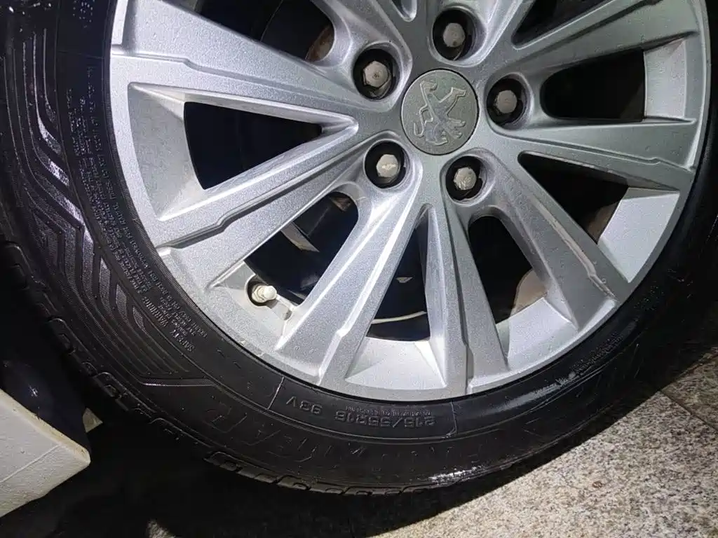 Peugeot 308S 2016 2015 1.2T Auto Dynamic Edition