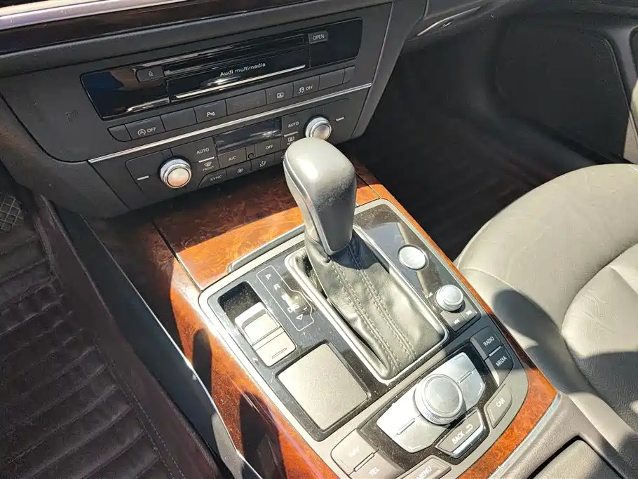 Audi A6L 2017 TFSI Comfort фото 16