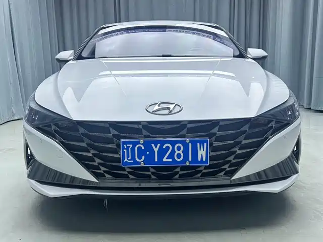 Hyundai Elantra 2022 1.5L CVT GLX Elite Edition — фото 2