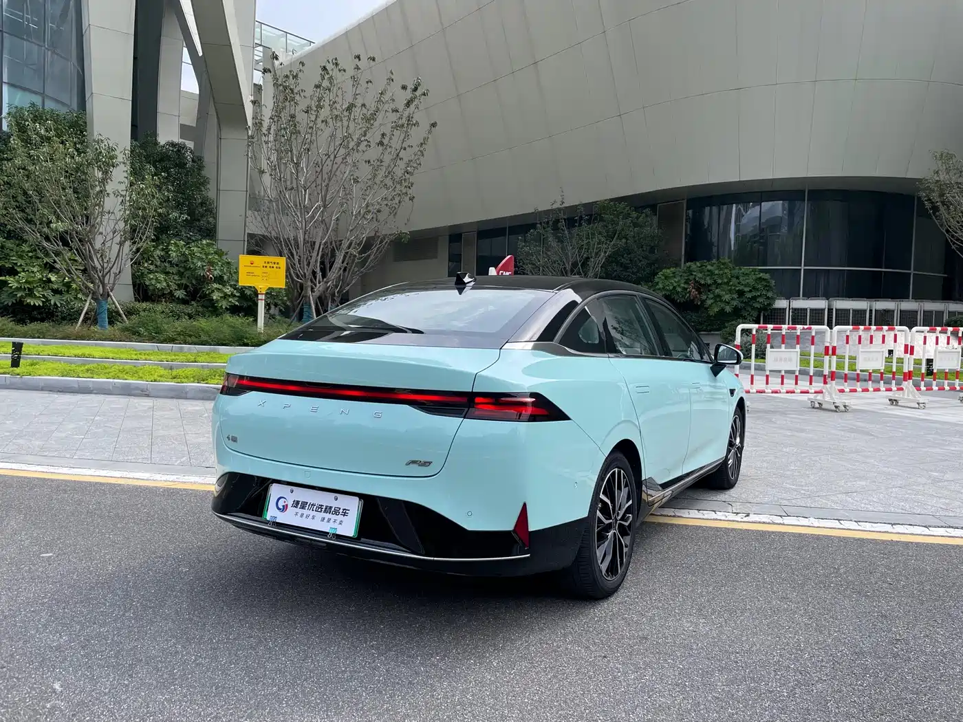 Фото 8 - XPeng P5