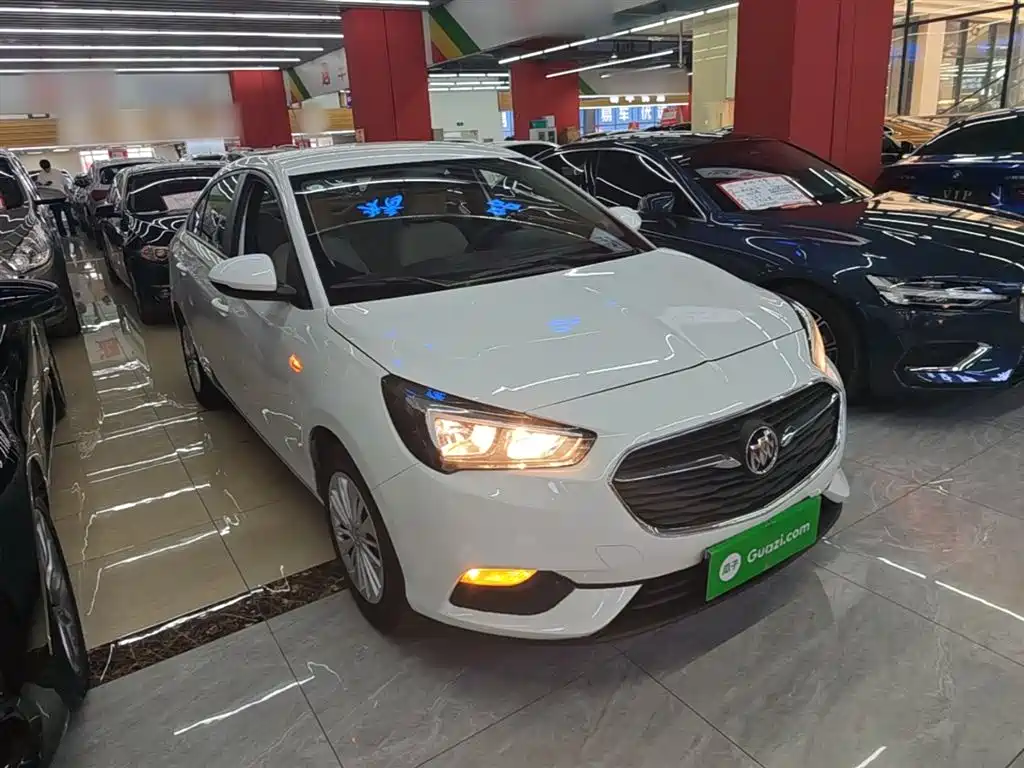 Buick Excelle 2020 15N CVT Elite фото 4