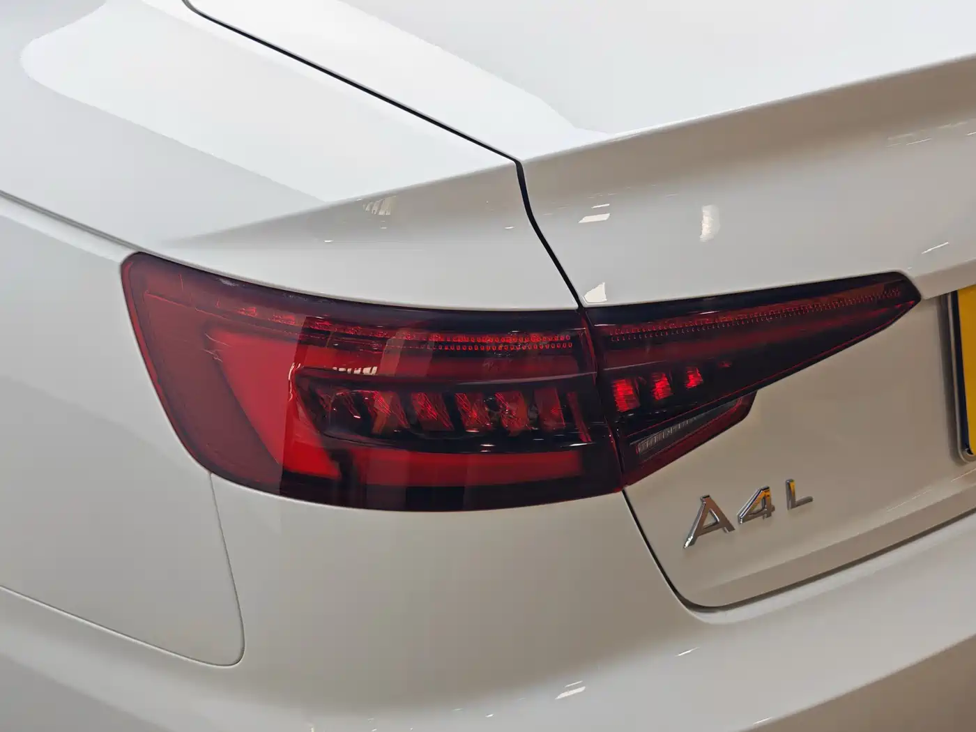 Audi A4L 2018 30th Anniversary 40 TFSI Fashion фото 7
